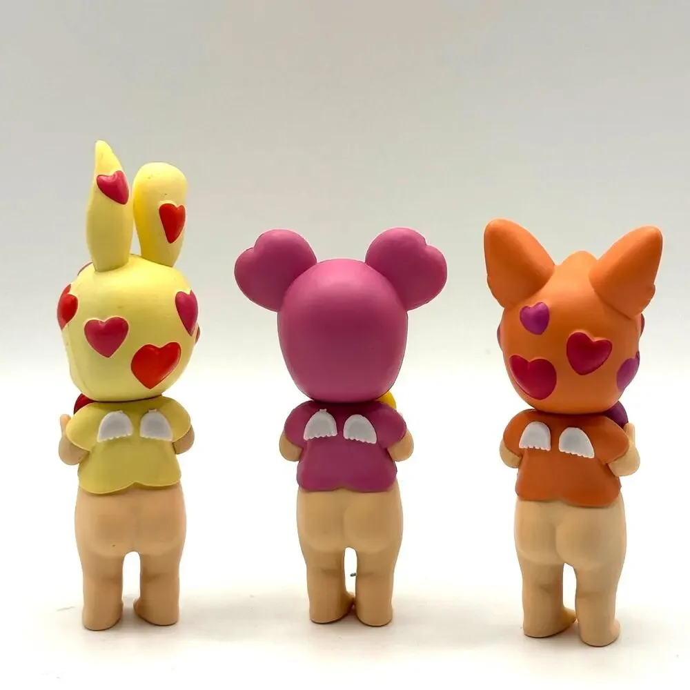 Set of 3 New Unbranded Kewpie/Angel Mini Figures, Love Message Costumes